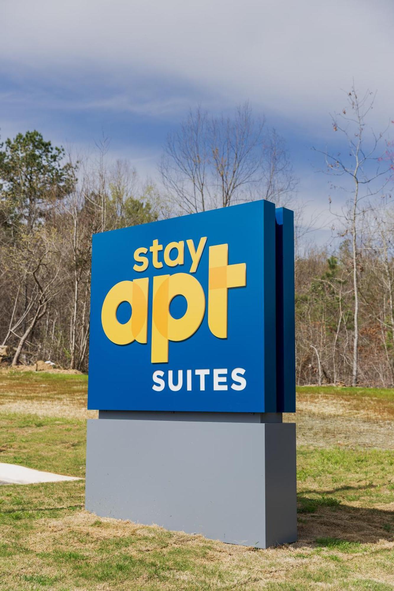 האנטרסוויל Stayapt Suites Charlotte North מראה חיצוני תמונה